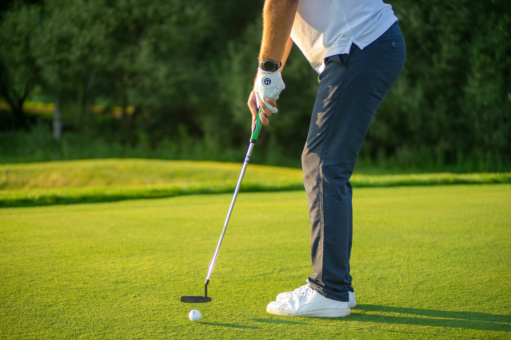 Doświadcz doskonałości golfowej: ekskluzywne usługi dla członków klubu golfowego Dynamicus Golf Club 